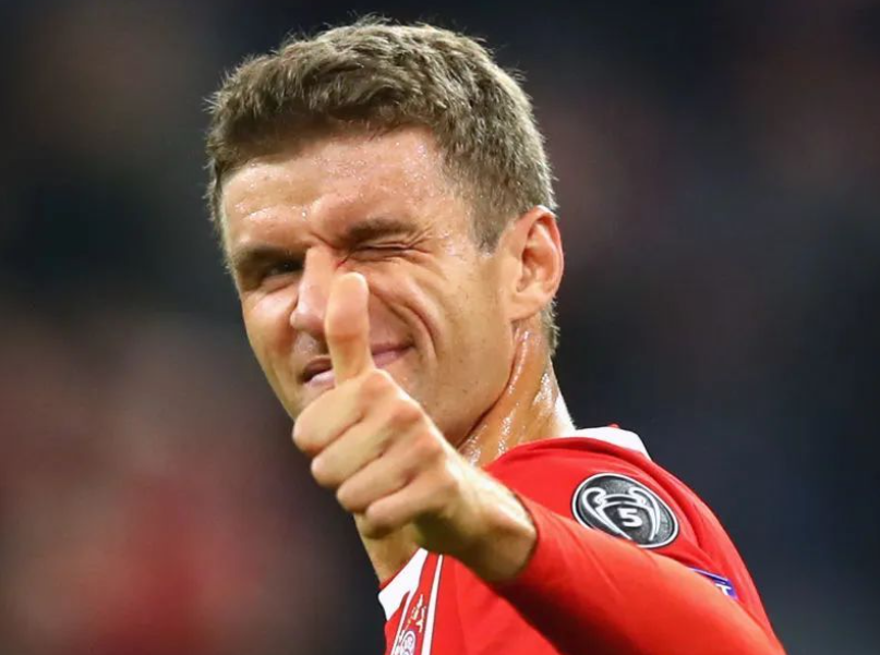 穆勒谈职业转折、新星潜力与拜仁战术革新